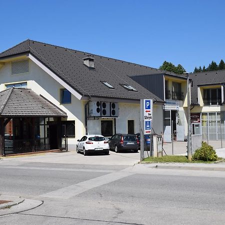Hostel Novak Novo Mesto Dış mekan fotoğraf