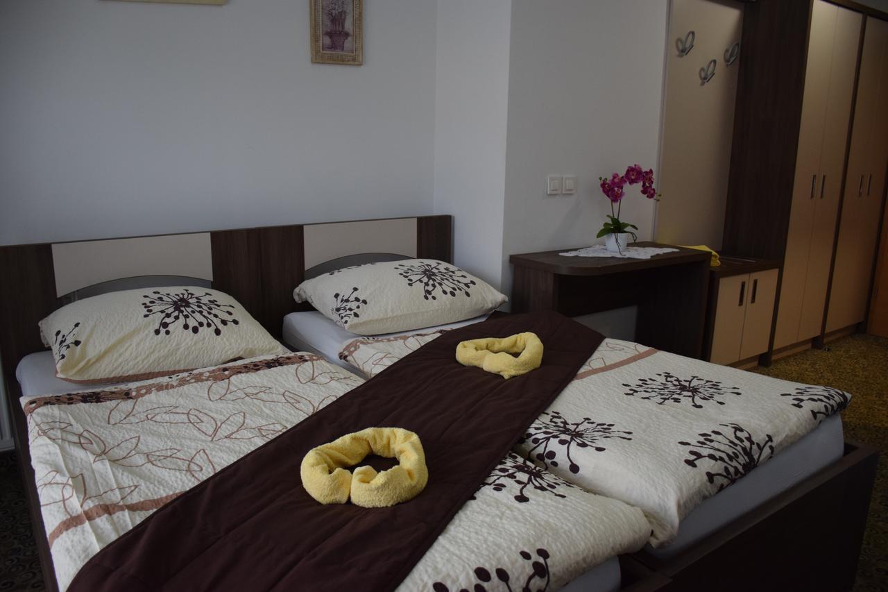 Hostel Novak Novo Mesto Dış mekan fotoğraf